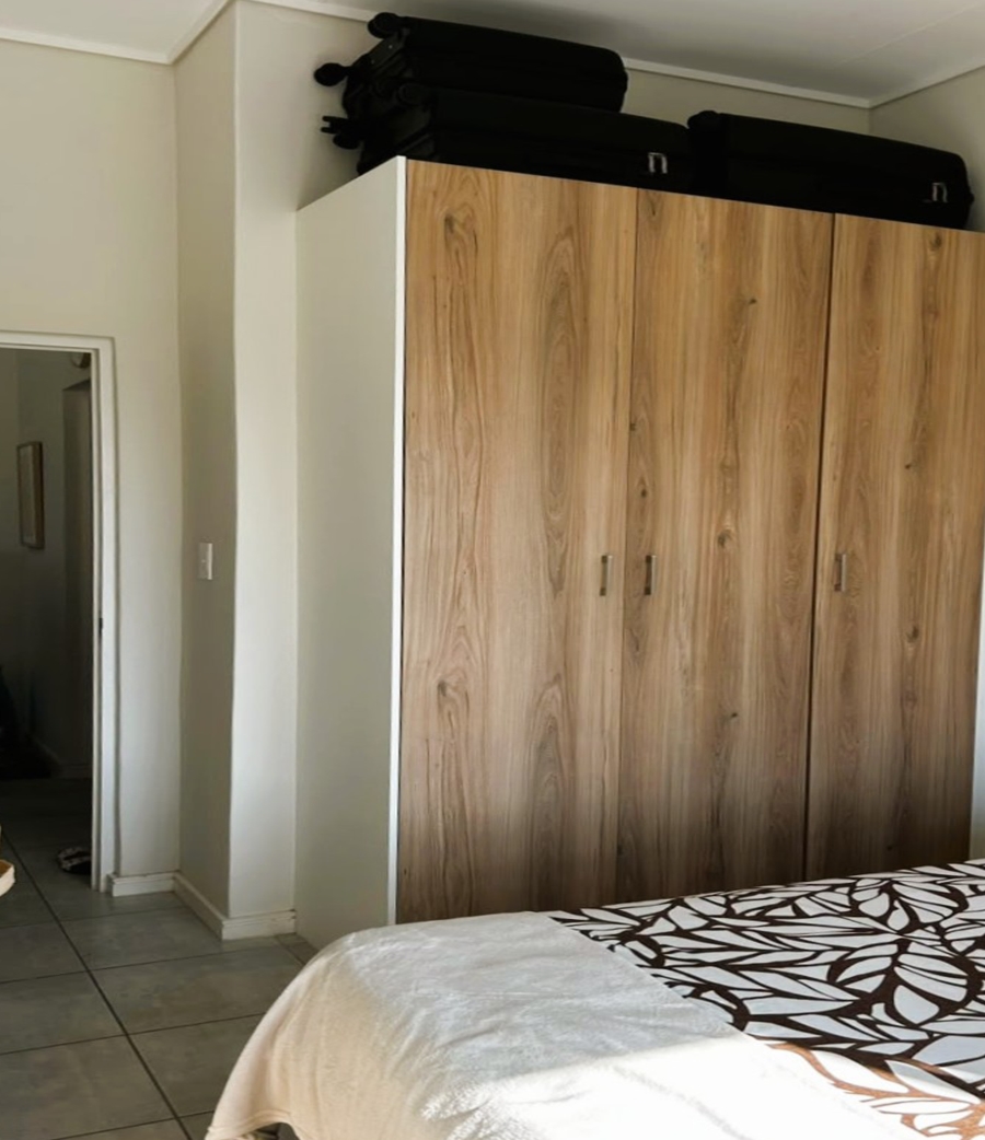 To Let 1 Bedroom Property for Rent in Admirals Park Western Cape